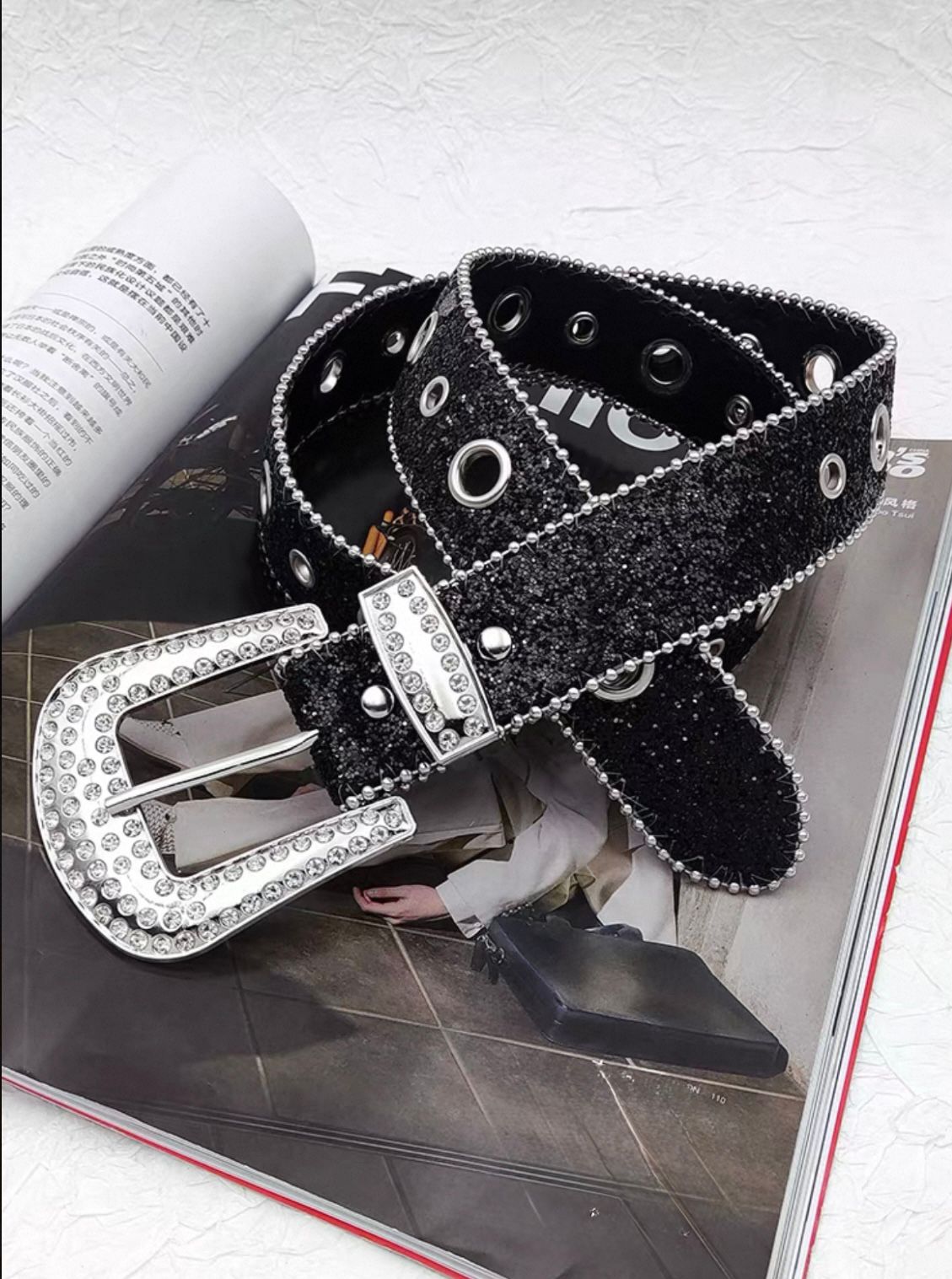 Shine line belt