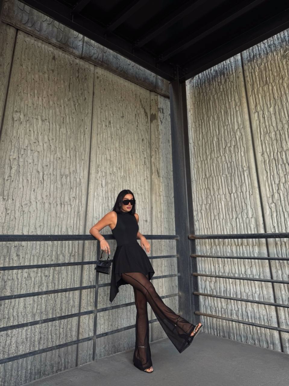 Femme Fatal Black Dress - Belliona