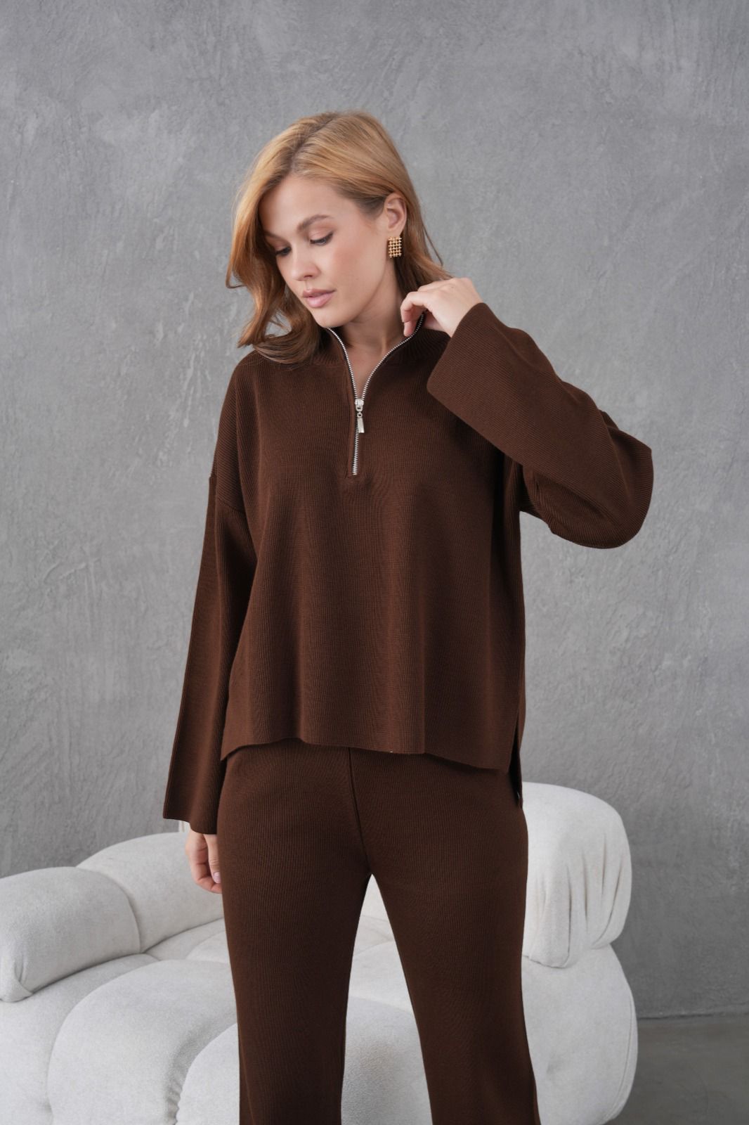 Chocolate Brown Knitwear Set - Belliona