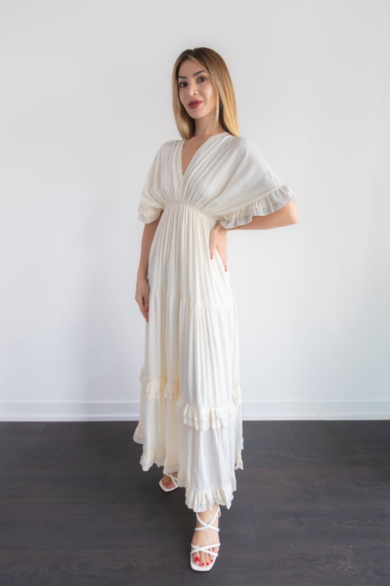 Flowy Maxi Dress with Ruffles Details - Belliona Flowy Maxi Dress with Ruffles Details - Belliona